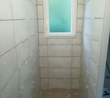 Faïence petite salle d'eau