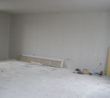 Salon salle a manger depuis la cusine