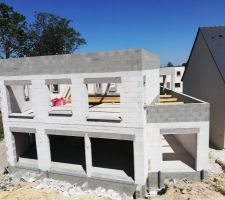 Début charpente toit plat