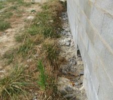 Côté droit vide sanitaire