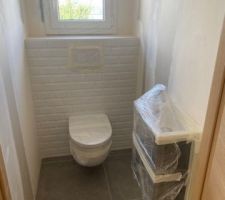 WC RDJ - &eacute;quipements enfin prot&eacute;g&eacute;s apr&egrave;s 3 semaines d'insistance !