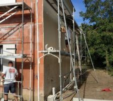 Enduit extérieur en cours