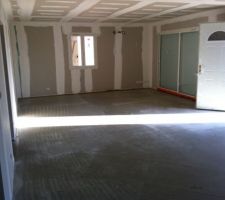 La chape lisse avant le carrelage