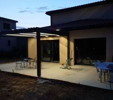 Pergola bioclimatique