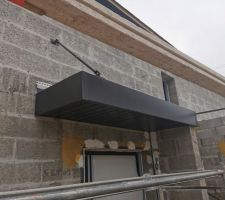 Auvent termin&eacute; aujourd'hui