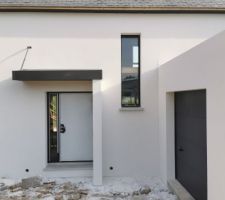 Entr&eacute;e fa&ccedil;ade nord enduit termin&eacute;