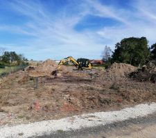 Dessouchage et d&eacute;but du terrassement le 08 juillet 2020