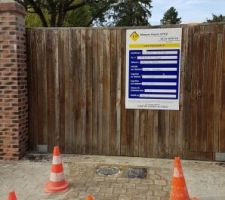 Plaques eau et tout à l'égout posées