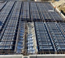 Entrevous PVC et ferraillage