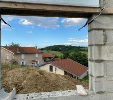 Vue depuis la fenêtre fixe du salon