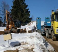 Arrivée de la pelleteuse