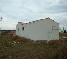 Enduit de maison "blanc de la côte"  fini , enfin ça a de la gueule