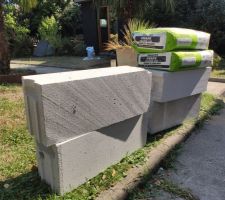 Le b&eacute;ton cellulaire pour le banc de douche