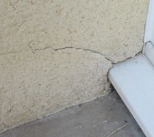 Fissure dans le cr&eacute;pis qui s'agrandit....
