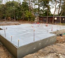 Pose du panneau de construire