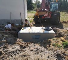 Assainissement : Installation de la fosse toutes eaux