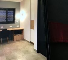 Porte coulissante rajouter pour fermer bureau