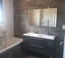 Pose des équipements salle de bain