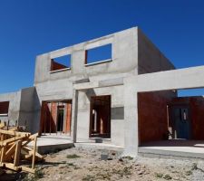 D&eacute;grossi r&eacute;alis&eacute; en accroche avant la r&eacute;alisation de l'enduit de finition