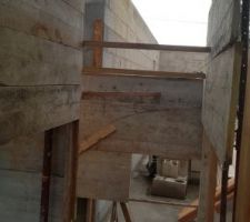 Escalier accès 1er étage