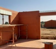 Plancher et élévation des murs