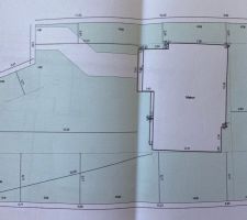 Premier jet de l'emprise au sol et placement de la maison