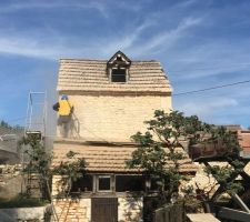 Four &agrave; pain en cours de sablage