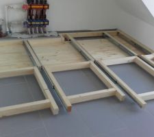 Placard sous escalier: Construction des 4 bases porte- caisson coulissantes