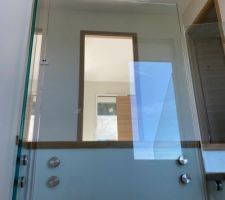 Garde-corps vitr&eacute;