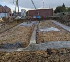Ferraillage et coulage des semelles filantes