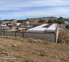 Mise en place poutrelles et hourdis du plancher