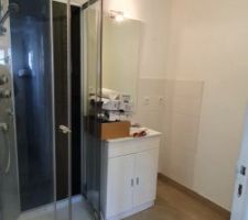Salle d?eau  avant