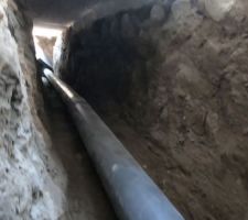 Juin 2020 : Tranchée évacuations PVC 
Photos tirées de l'épisode 21 de - La rénovation de Koggy - https://bit.ly/KoggyEP21