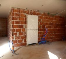 Mur qui sépare le garage de la partie habitable monté