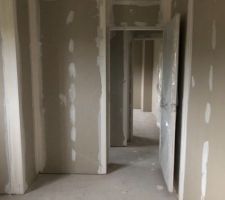 Cloisons et joints achevés