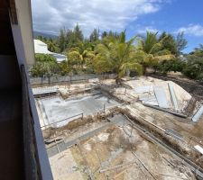 FONDATION DE LA TERRASSE ET RADIER DE LA PISCINE
