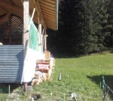 Déplacement du regard d'eaux pluviales : je le mets pile sous la gouttière
