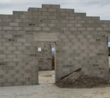 &Eacute;l&eacute;vation de la maison termin&eacute;e !