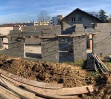 Face ouest , avec porte d?entr&eacute;e au milieu