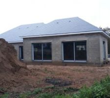 Pose fenêtres et portes.