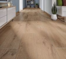 Carrelage imitation parquet avec joints gris