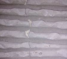 Carrelage et chape fissuré