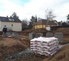 Moellons ou parpaings pleins arrives sur place