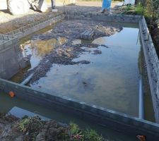 Notre piscine, oups futur garage