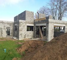 &Eacute;l&eacute;vation des murs de l &eacute;tage