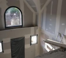 Entr&eacute;e vu du palier