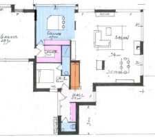 Esquisse du Rez de Chaussée. Les plans ont légèrement évolué pour le dépôt du permis de construire. Le bout de mur qui sépare la cuisine et le salon est encore hypothétique