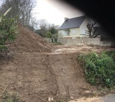 Terrain d&eacute;marrage terrassier