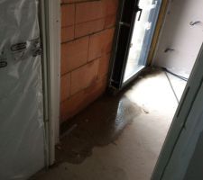 La maison est cens&eacute; &ecirc;tre hors d?eau