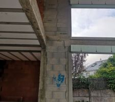 Pose du conduit de cheminé a déplacer pas en face le conduit